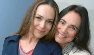 Gabriela Duarte relata pressão ao se afastar da mãe na carreira