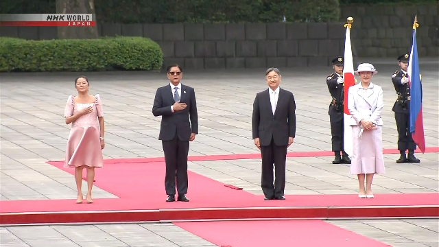 Casal imperial do Japão dá boas-vindas ao presidente das Filipinas