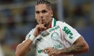 Procuradoria do STJD denuncia Paulinho, do Palmeiras, por comemoração