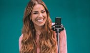 Gabriela Rocha supera Anitta e Luísa Sonza como a cantora mais ouvida do Brasil