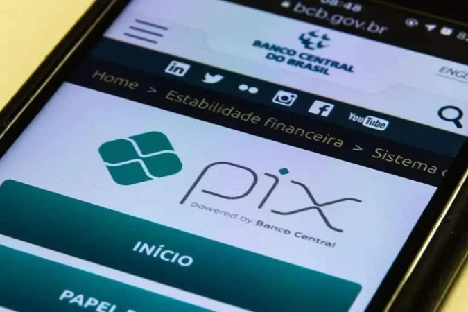 Sinal-DF critica inserção do Pix na Constituição e vê “anacronismo”