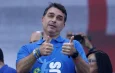 Flávio lamenta não assistir estreia do Brasil na Copa com Jair Bolsonaro