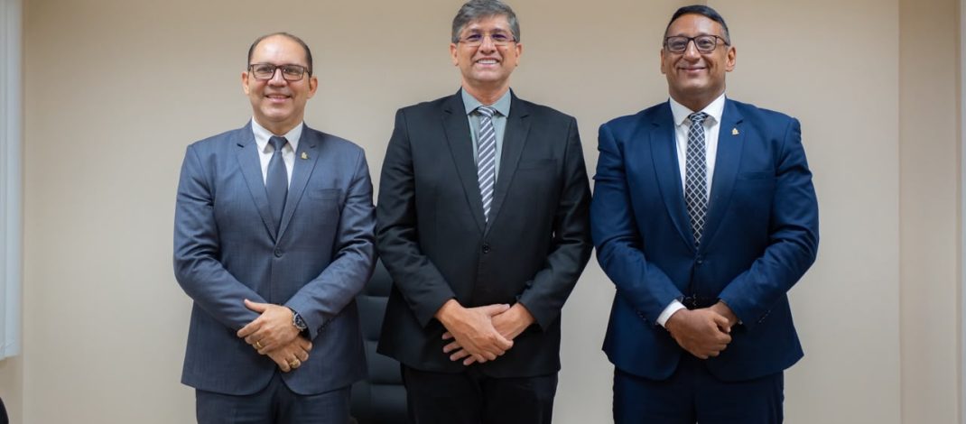 CMM instala Frente Parlamentar para combater o avanço da violência sexual infantil em Manaus