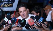 Simão Peixoto oficializa candidatura a deputado estadual em evento com 10 mil pessoas