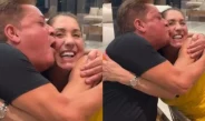 Esposa de Leonardo grava cantor beijando mãe de Virginia em encontro