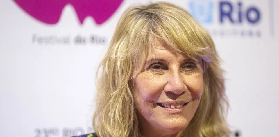 Renata Sorrah fala sobre atuar com atores jovens em nova novela das sete: ‘Aprendo cada dia mais’