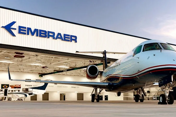 Embraer abre 200 vagas de estágio com bolsa de R$ 2 mil