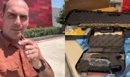 Eduardo Bolsonaro mostra compra de três armas de fogo nos EUA