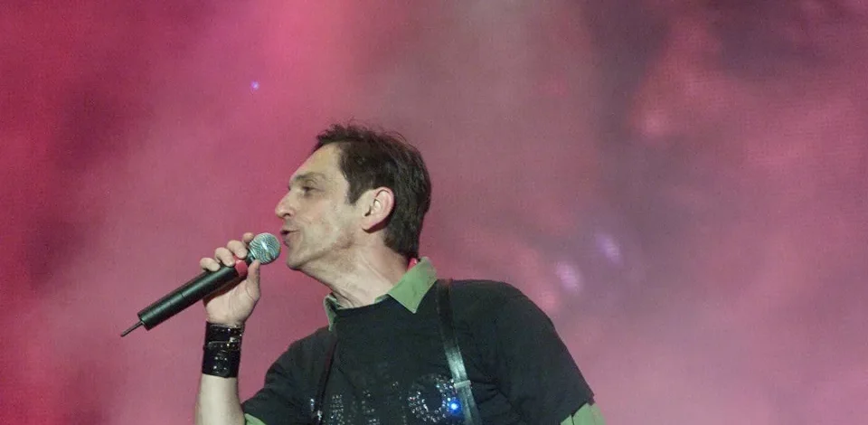 Paulo Miklos está internado com pneumonia e cancela show em MG