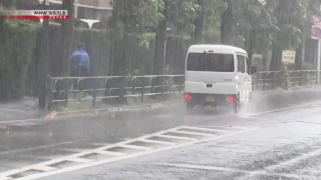 Tempestade tropical atravessa o Japão; riscos ainda não acabaram