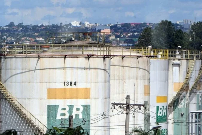 Produção de gás natural cresce, mas reinjeção limita oferta ao mercado