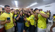 Professora Maria cresce em Manaus com apoio da população que quer mudança