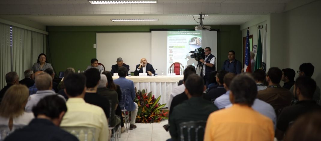 SINDIFISCO-AM realiza palestra sobre equilíbrio fiscal e desenvolvimento econômico do Amazonas