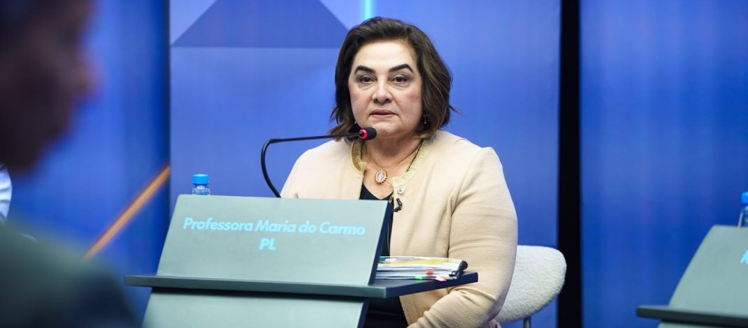 No último debate do 1º turno, Professora Maria promete guerra ao desperdício e à corrupção