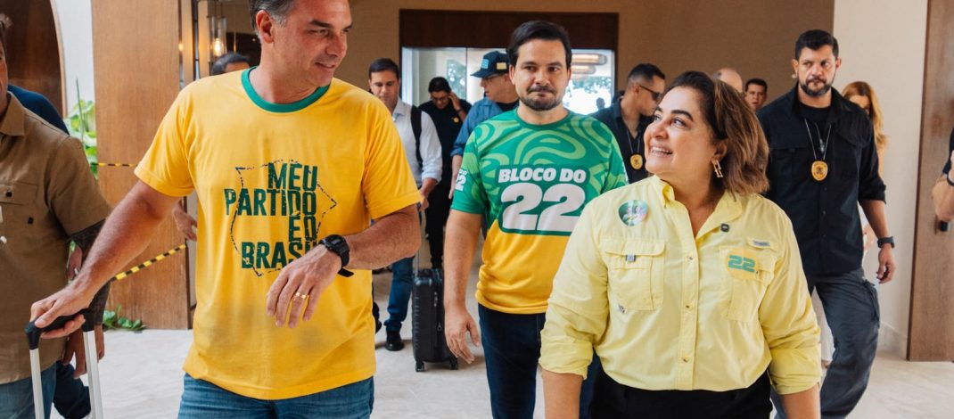 Flávio Bolsonaro e Nikolas Ferreira desembarcam em Manaus para maior ato da direita no Norte e colocam Amazonas no centro da virada nacional