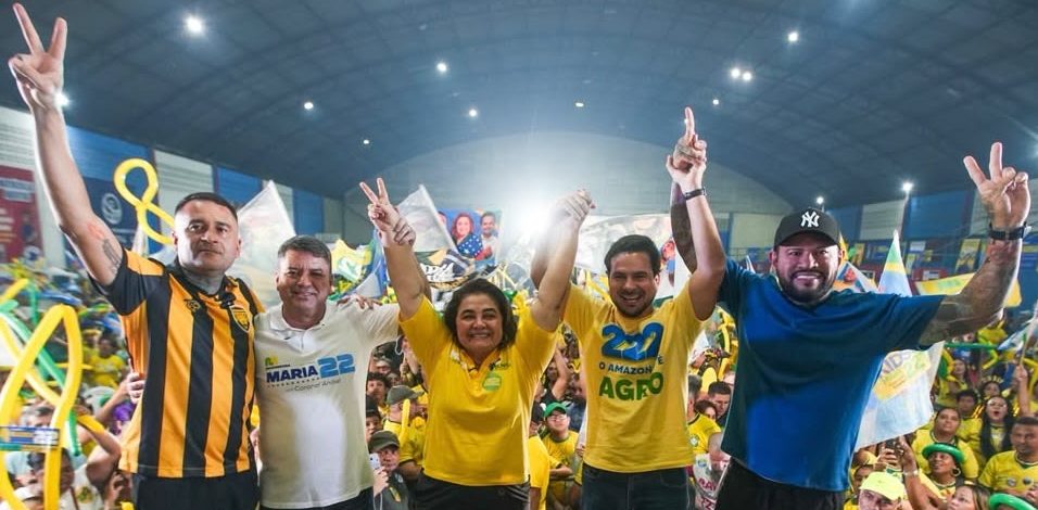 Último comício reúne milhares e marca virada na reta final da campanha da Professora Maria