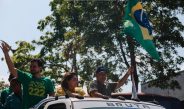 Motocarreata da Vitória: Professora Maria e Capitão Alberto Neto agitam Manaus de Norte a Sul em última ação de rua